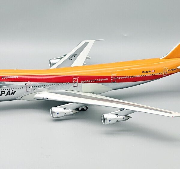 Inflight 200 1:200 CP Air C-FCRE Boeing 747-200