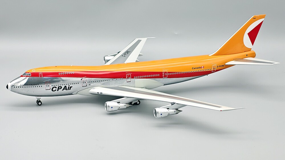 Inflight 200 1:200 CP Air C-FCRE Boeing 747-200
