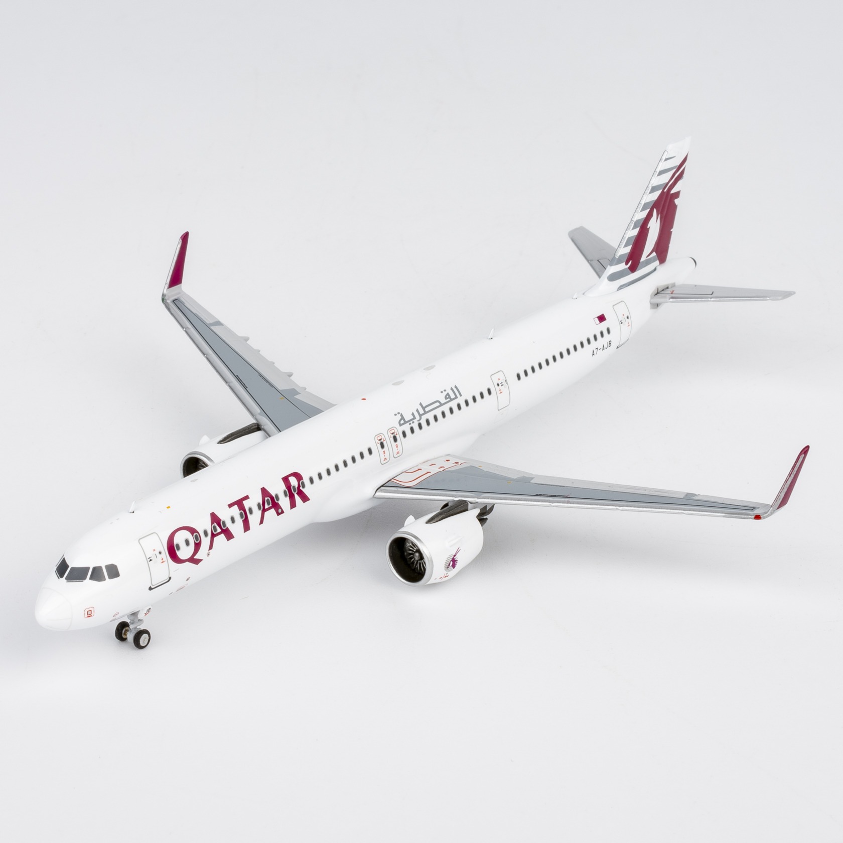 NG Models 1:400 Qatar Airways A7-AJB Airbus A321-Neo - Image 5