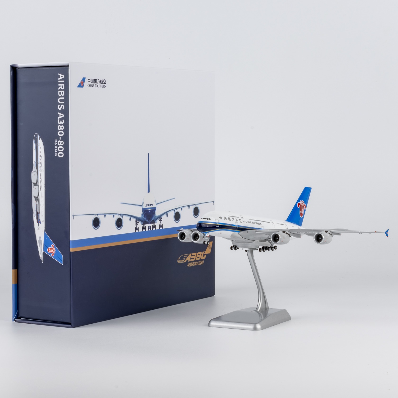 NG Models 1:400 China Southern Airlines B-6136 Airbus A380-800