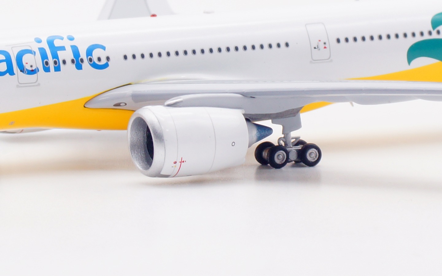 Aviation 400 1:400 Cebu Pacific RP-C3911 Airbus A330-900 - Image 12