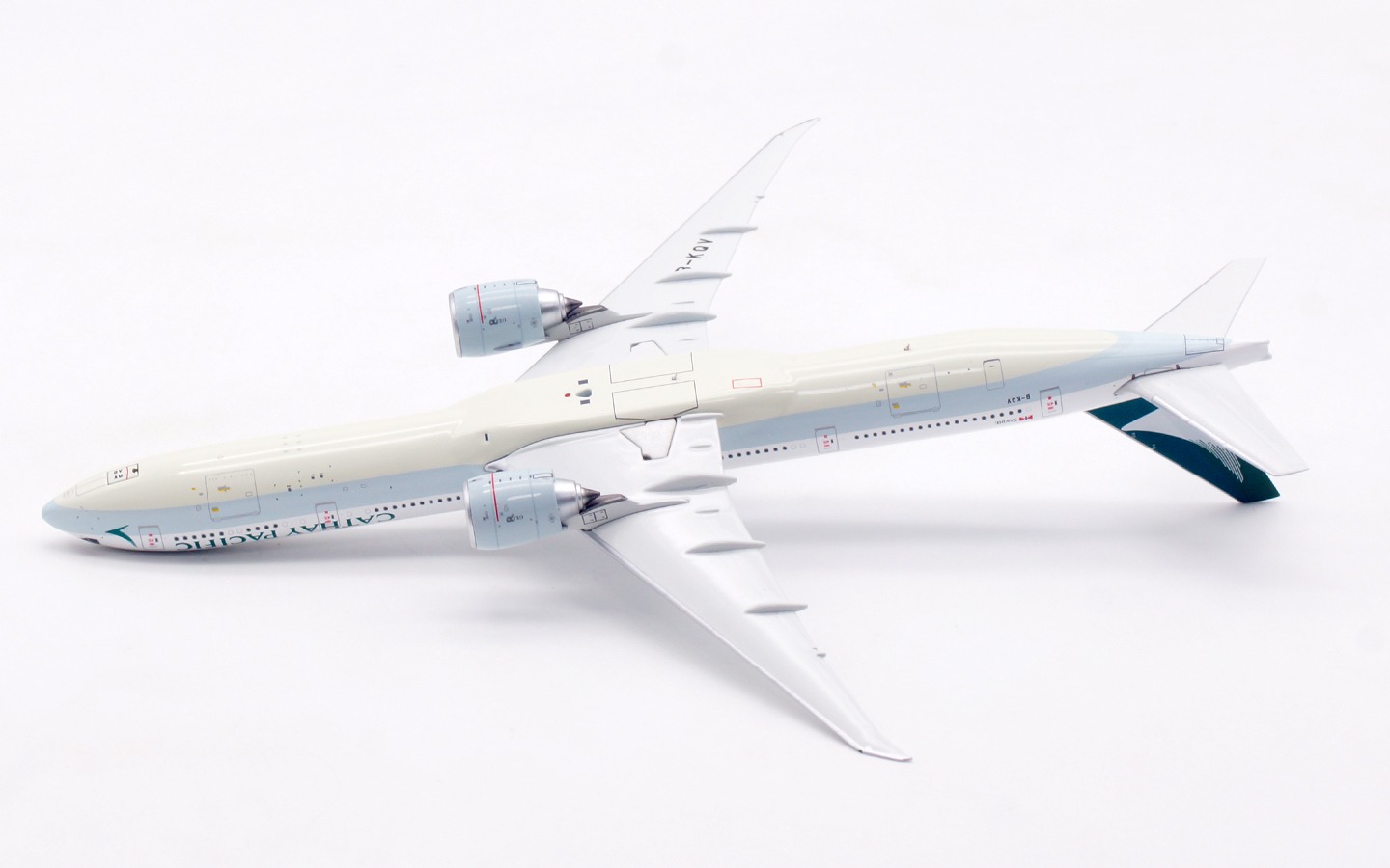 Aviation 400 1:400 Cathay Pacific Airways B-KQV Boeing 777-300 - Image 7