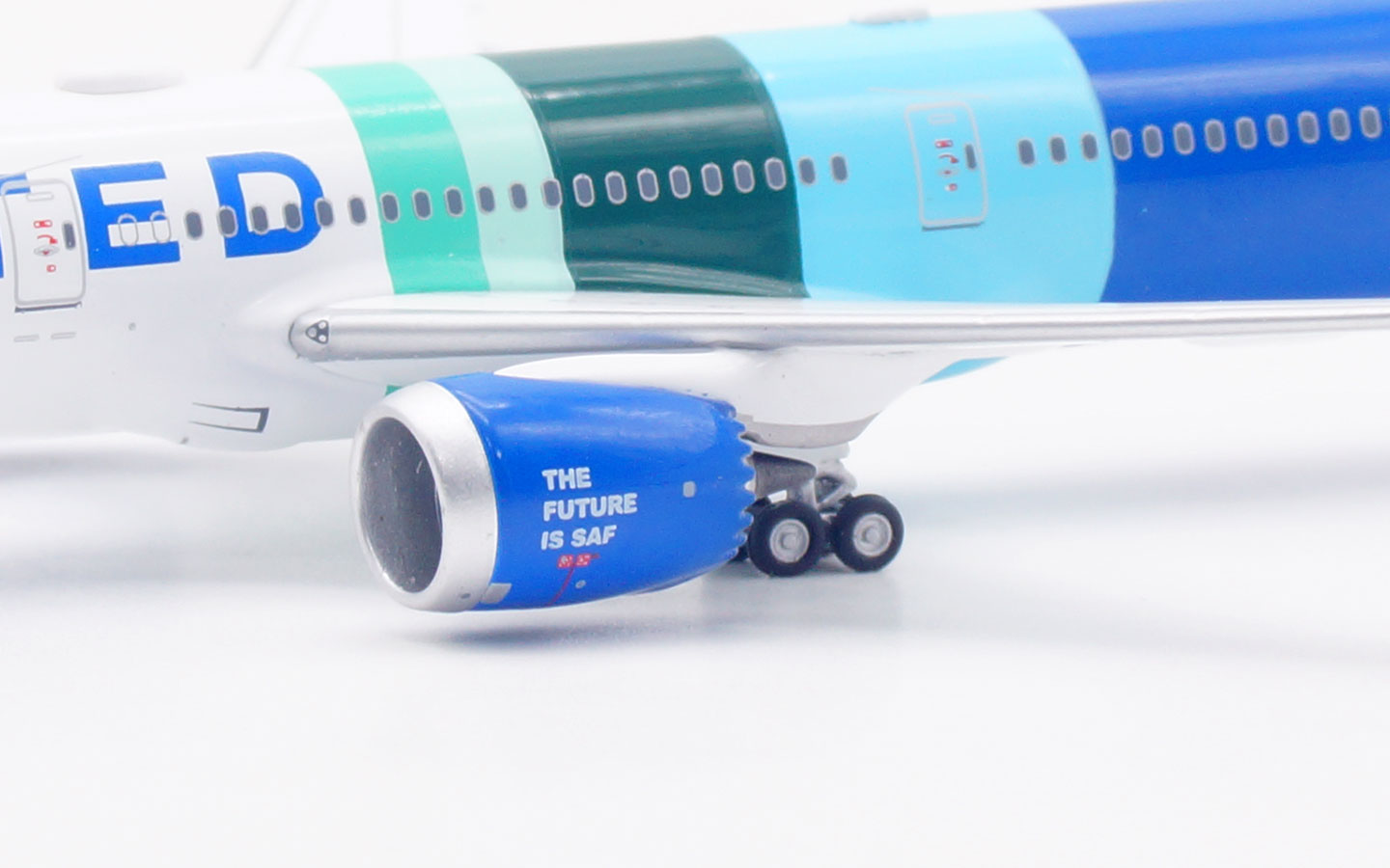 Aviation 400 1:400 United Airlines N24988 Boeing 787-9 - Image 12
