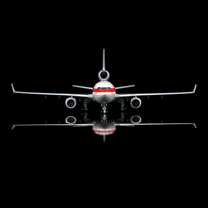YY Wings 1:400 Martinair Cargo PH-MCU McDonnell Douglas MD-11F - Image 8