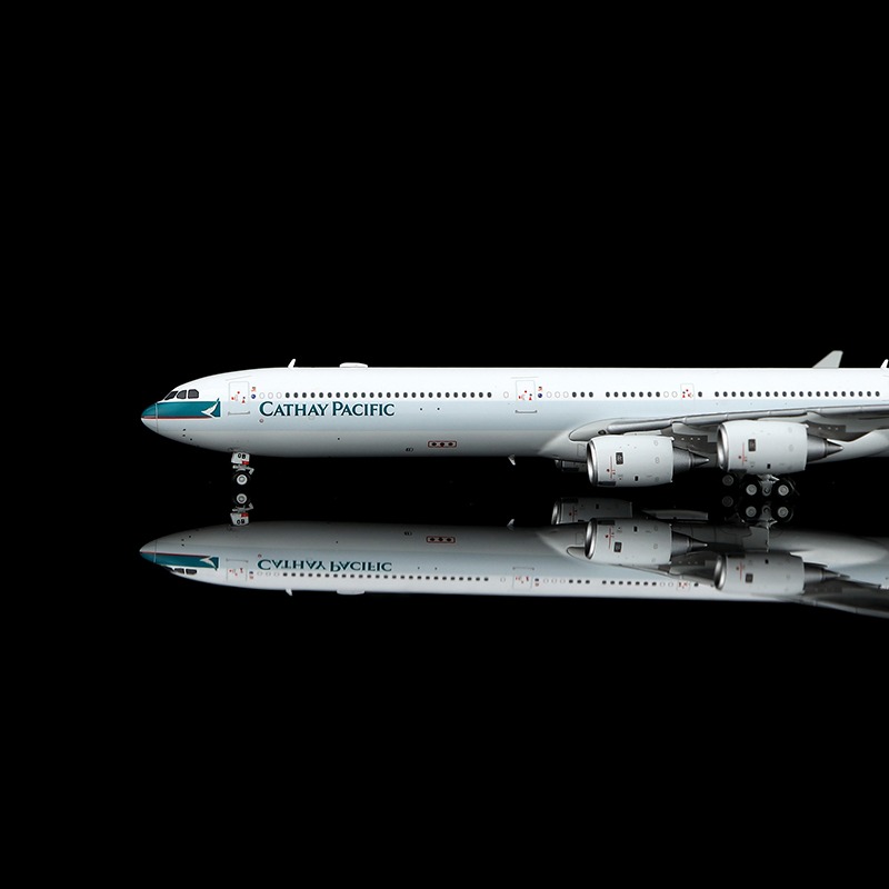 YY Wings 1:400 Cathay Pacific Airways B-HQB Airbus A340-600 - Image 7