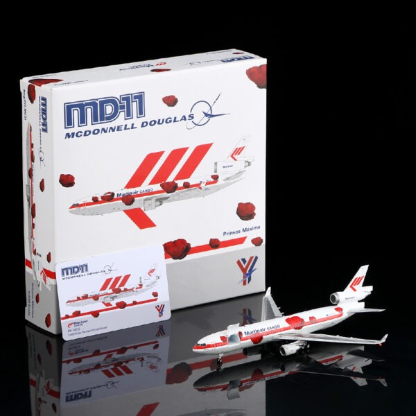 YY Wings 1:400 Martinair Cargo PH-MCU McDonnell Douglas MD-11F [FLAPS DOWN]