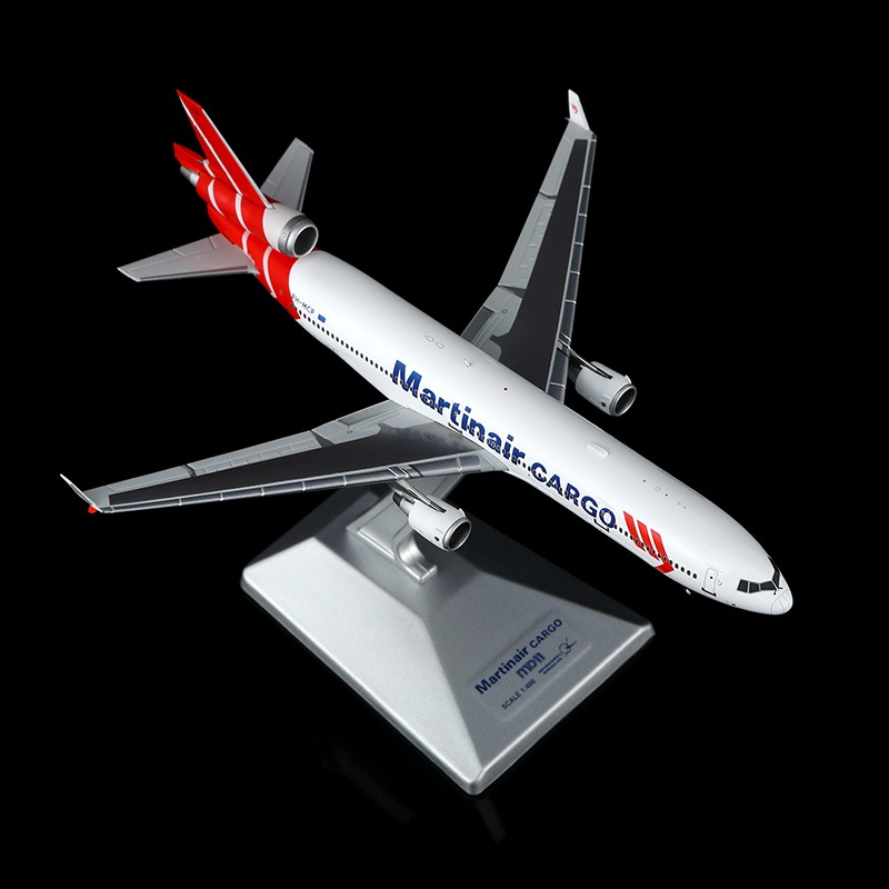 YY Wings 1:400 Martinair Cargo PH-MCP McDonnell Douglas MD-11F - Image 3