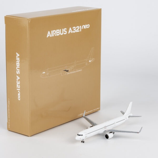 NG Models 1:400 Blank Model (no registration) Airbus A321-Neo (PW)