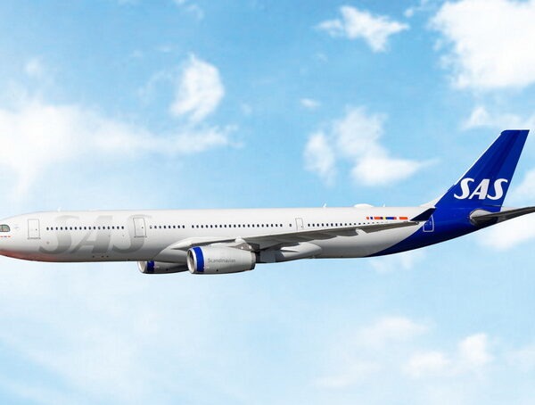 Phoenix 1:400 SAS Scandinavian Airlines LN-RKT Airbus A330-300 *** PRE-ORDER - DUE SEPTEMBER / OCTOBER 2026 ***