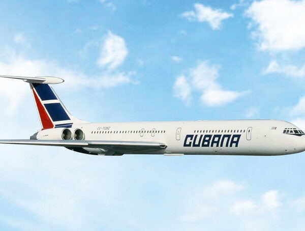 Phoenix 1:400 Cubana CU-T1282 Ilyushin IL-62  *** PRE-ORDER - DUE SEPTEMBER / OCTOBER 2026 ***
