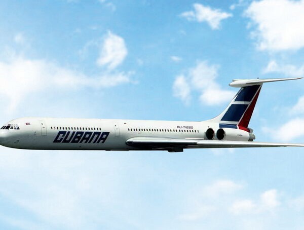 Phoenix 1:400 Cubana CU-T1280 Ilyushin IL-62  *** PRE-ORDER - DUE SEPTEMBER / OCTOBER 2026 ***