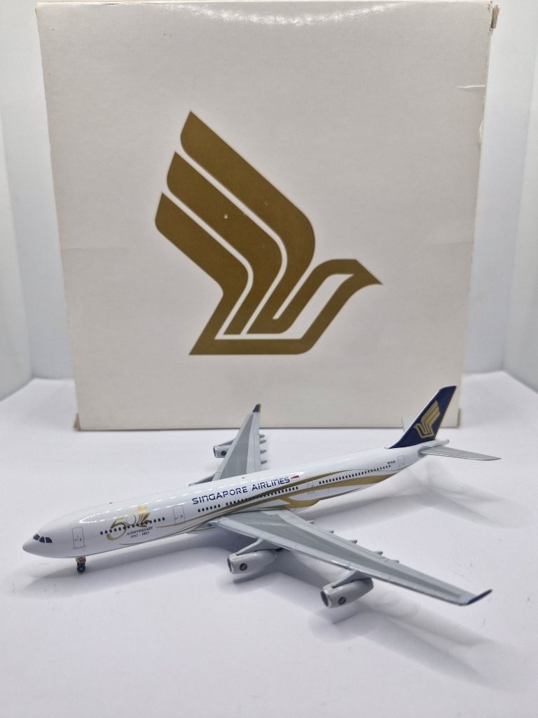 Gemini Jets 1:400 Singapore Airlines 9V-SJE Airbus A340-300 - Image 3