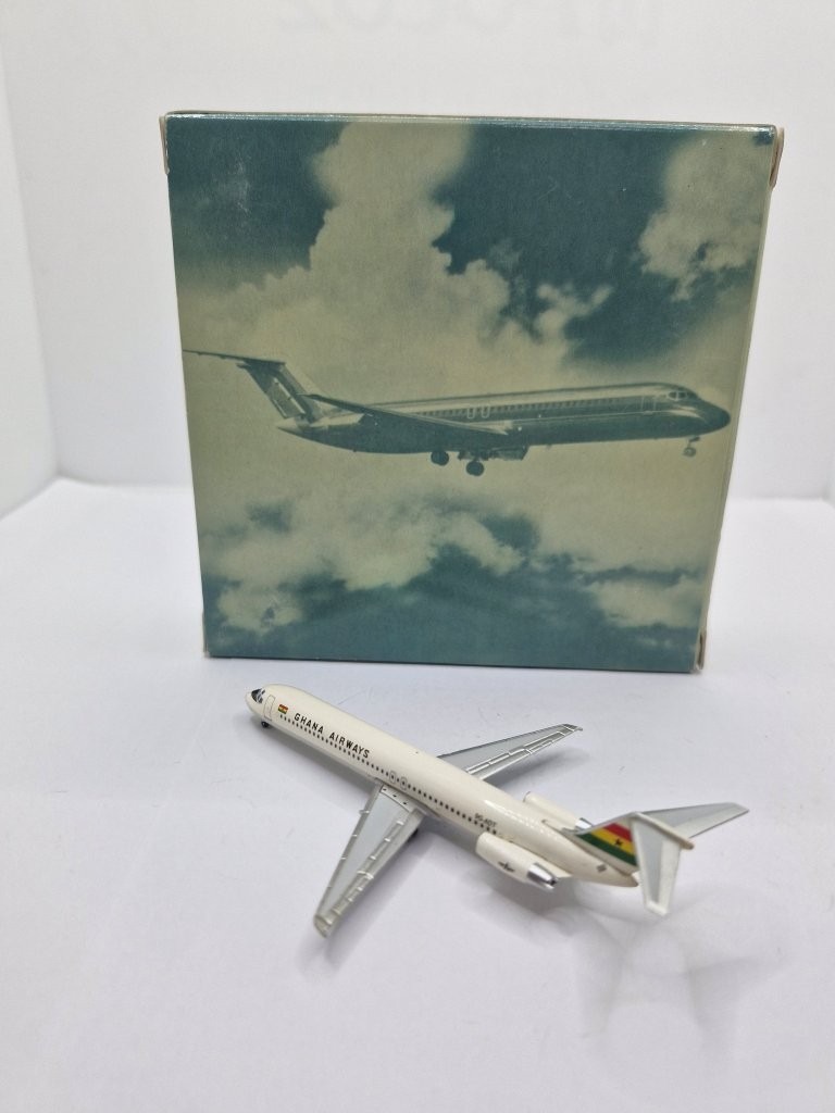 Aeroclassics 1:400 Ghana Airways 9G-ADT Douglas DC-9-51 - Image 4