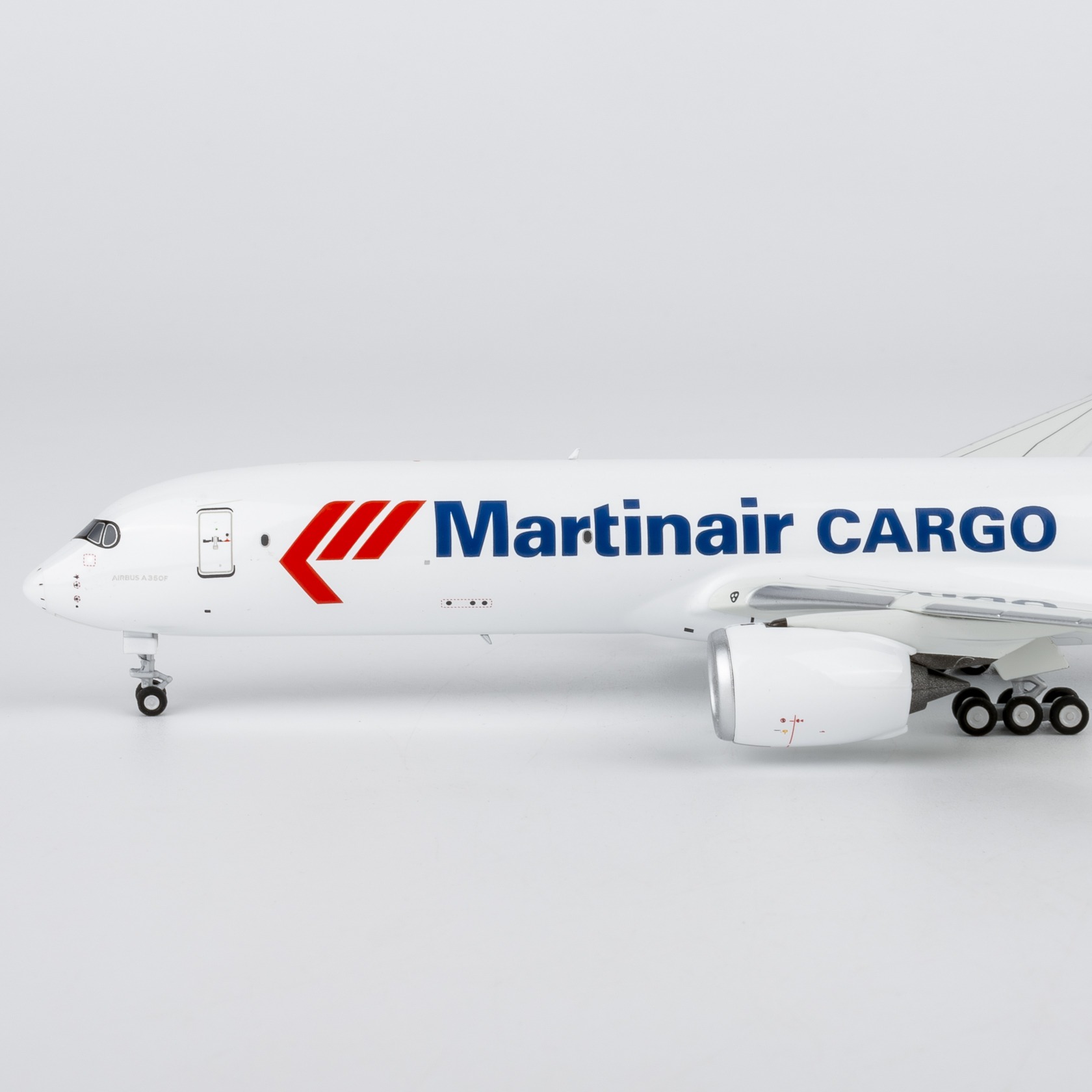 NG Models 1:400 Martinair Cargo (no registration) Airbus A350-900F - Image 3