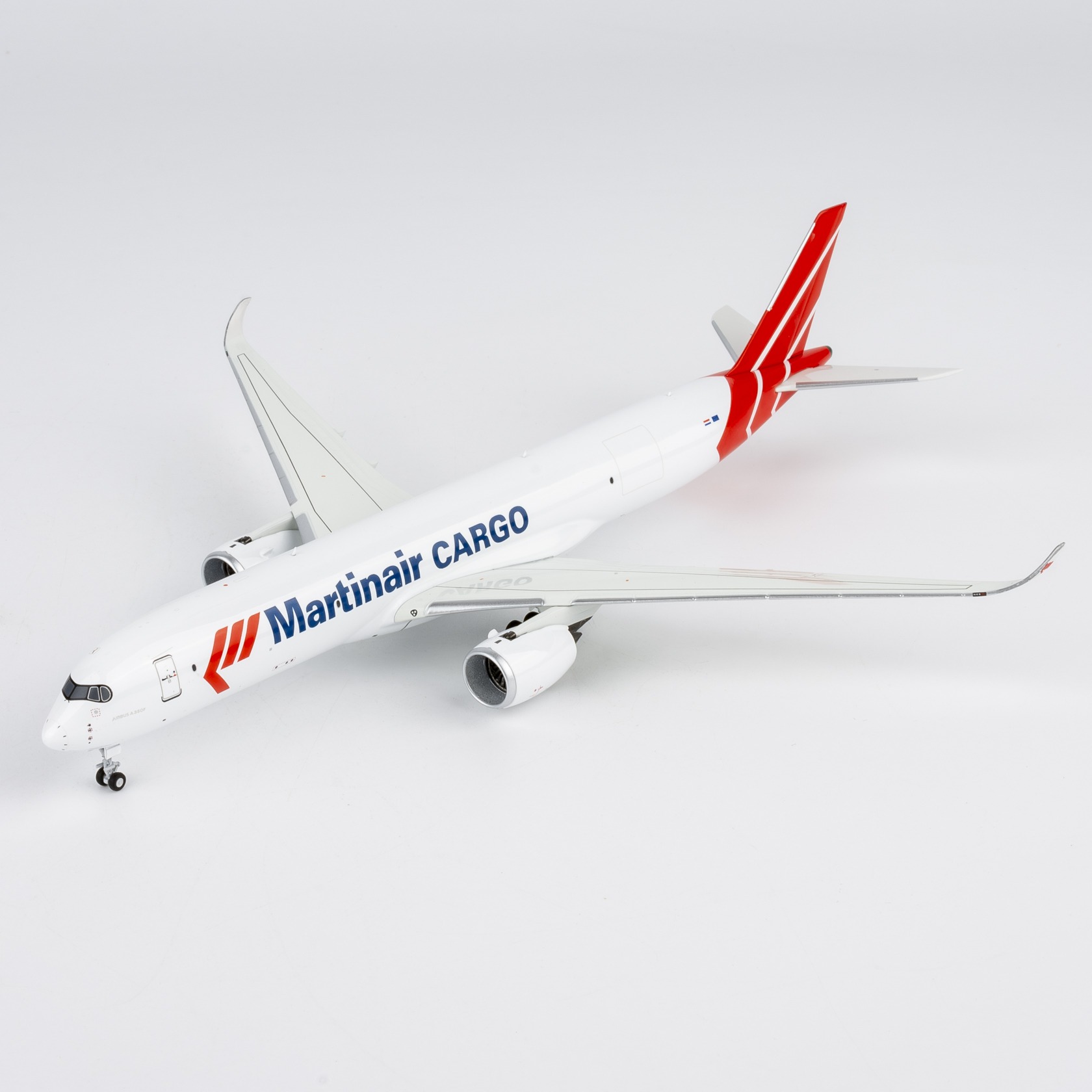 NG Models 1:400 Martinair Cargo (no registration) Airbus A350-900F - Image 5