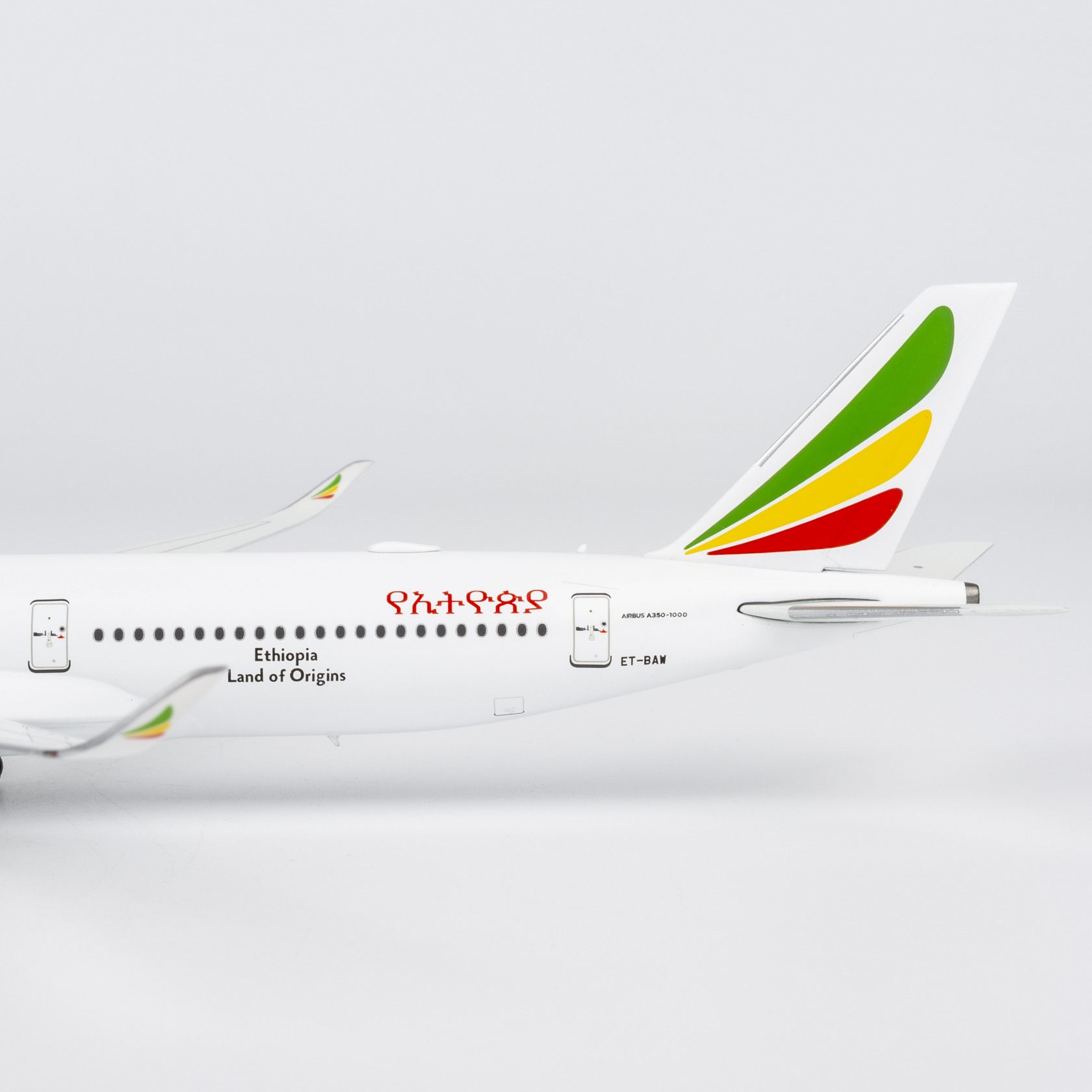 NG Models 1:400 Ethiopian Airlines ET-BAW Airbus A350-1000 - Image 4