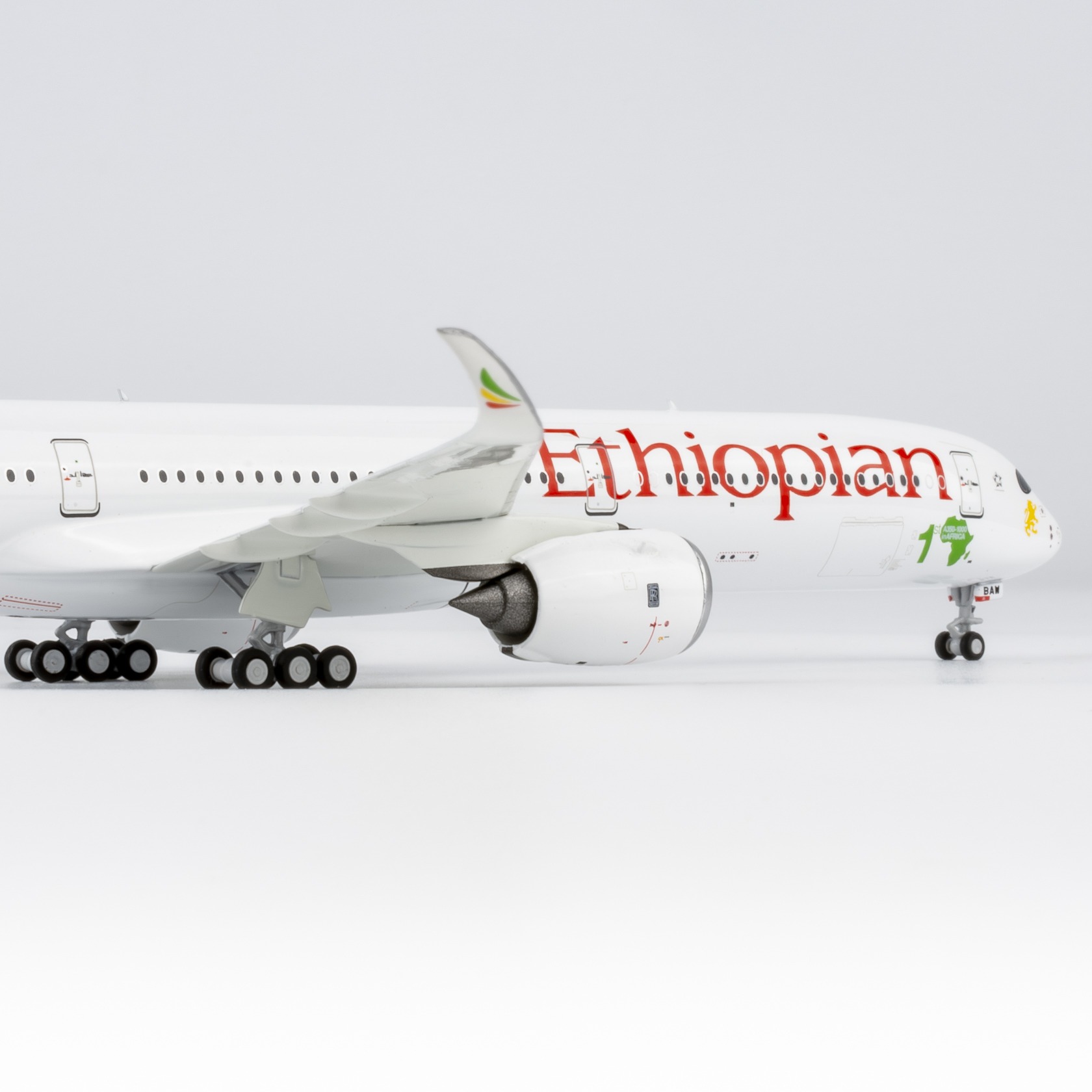 NG Models 1:400 Ethiopian Airlines ET-BAW Airbus A350-1000 - Image 9
