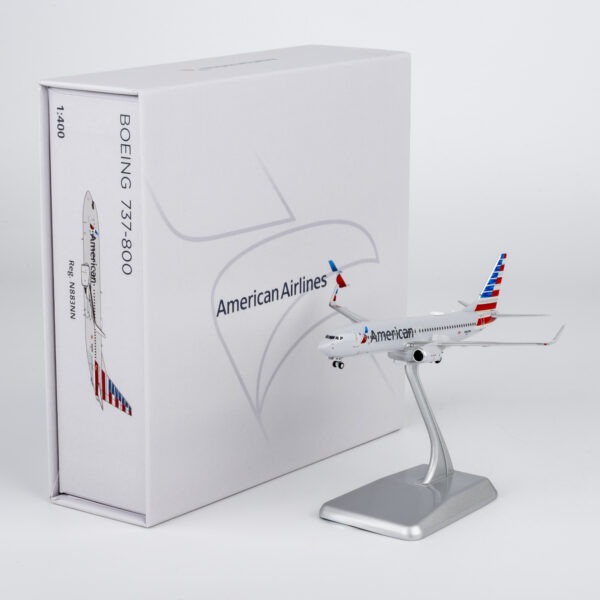NG Models 1:400 American Airlines N883NN Boeing 737-800W [ULTIMATE]