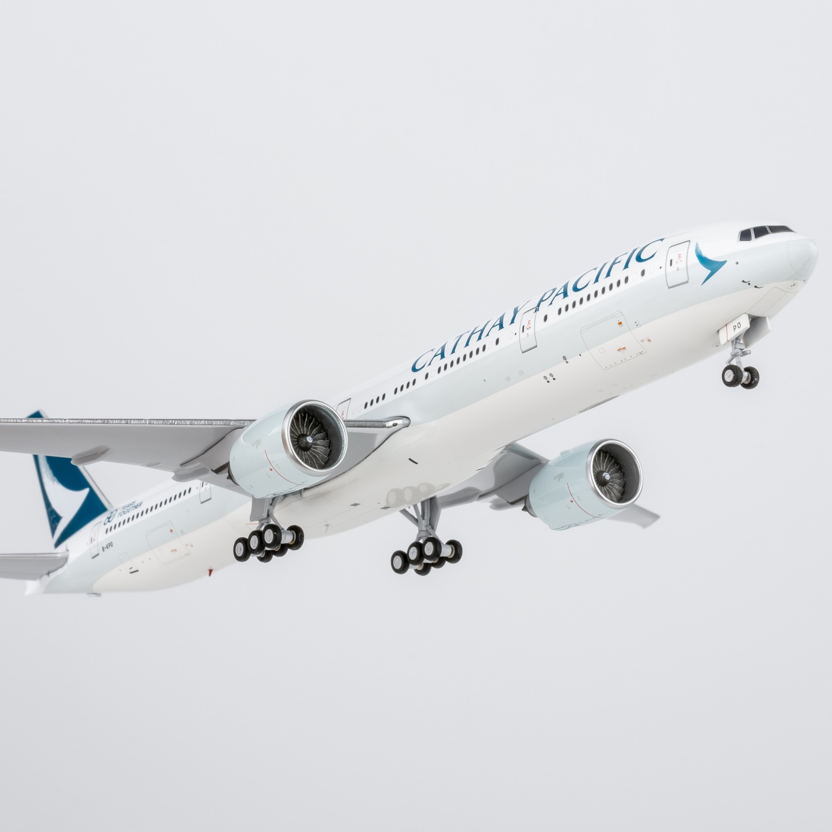 NG Models 1:400 Cathay Pacific Airways B-KPO Boeing 777-300 - Image 8