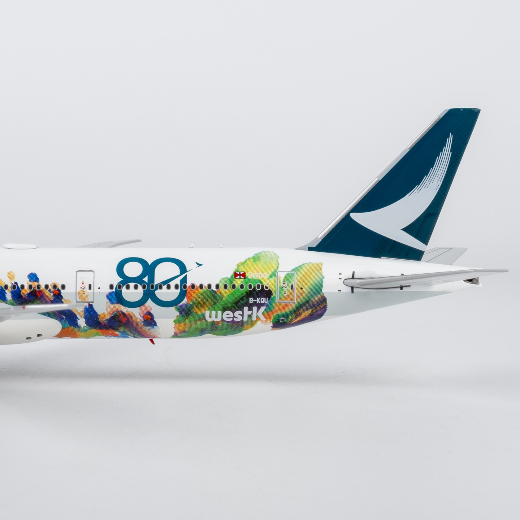 NG Models 1:400 Cathay Pacific Airways B-KQU Boeing 777-300 - Image 4