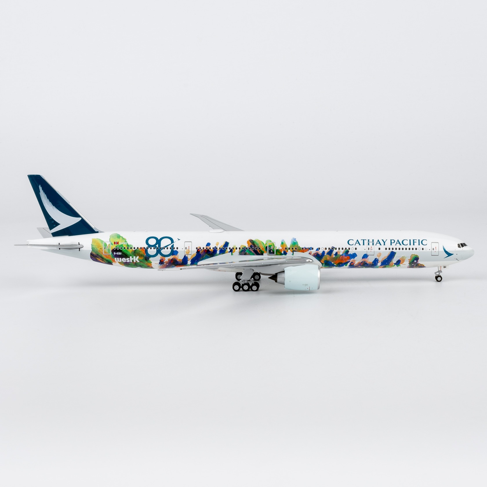 NG Models 1:400 Cathay Pacific Airways B-KQU Boeing 777-300 - Image 6