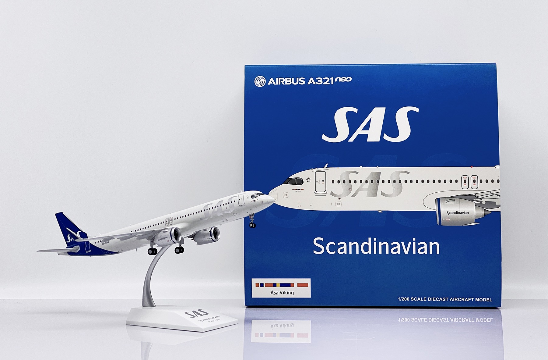 JC Wings 1:200 SAS Scandinavian Airlines SE-DMR Airbus A321-Neo