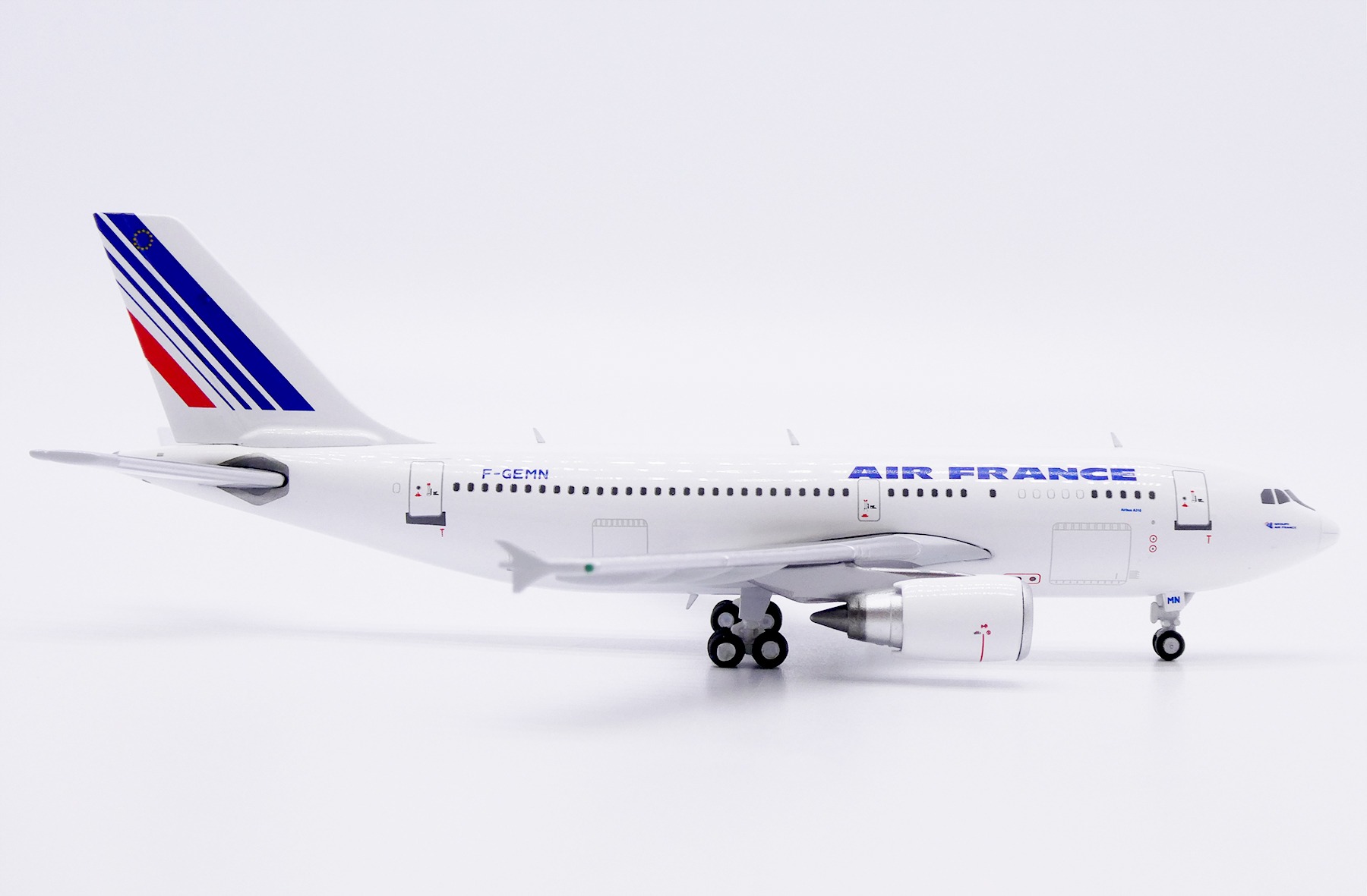 JC Wings 1:400 Air France F-GEMN Airbus A310-300 - Image 2