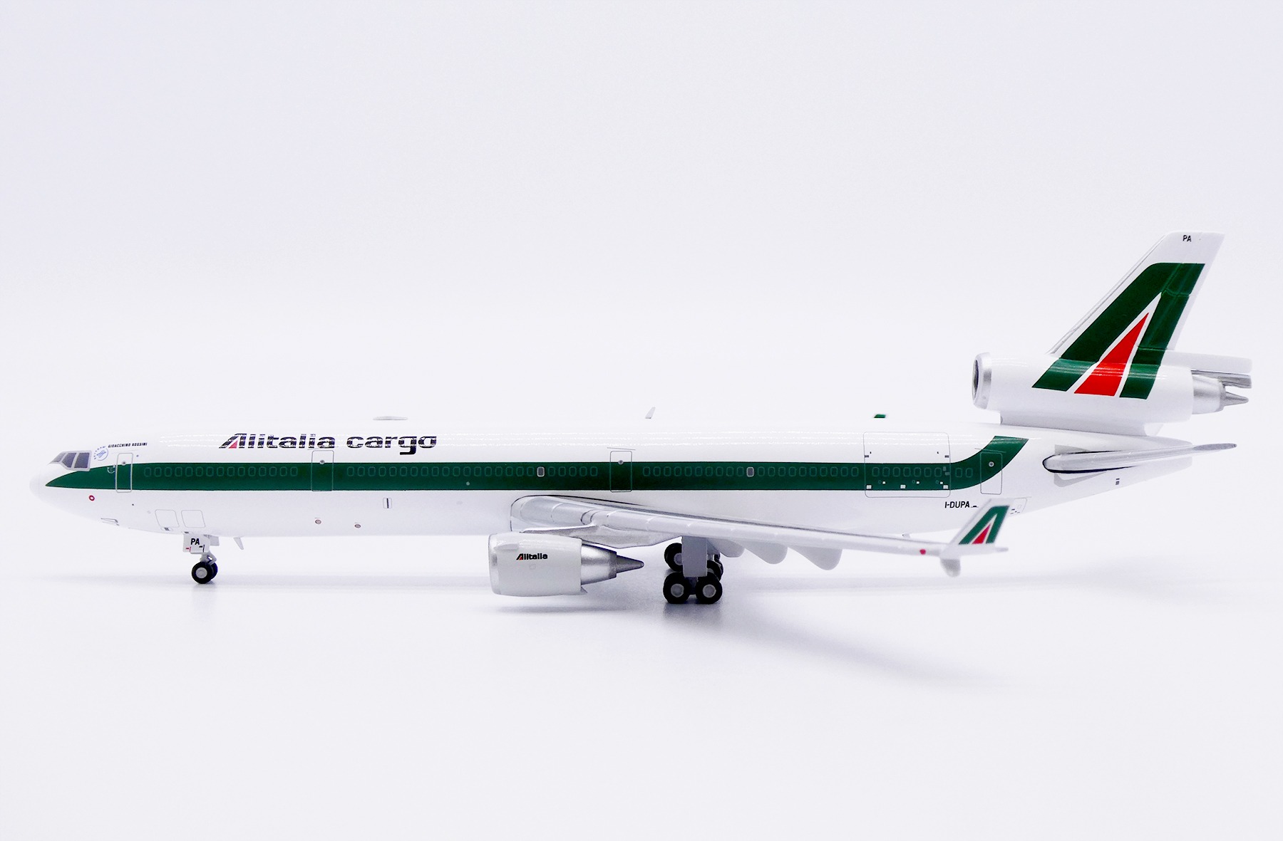 JC Wings 1:400 Alitalia Cargo I-DUPA McDonnell Douglas MD-11F