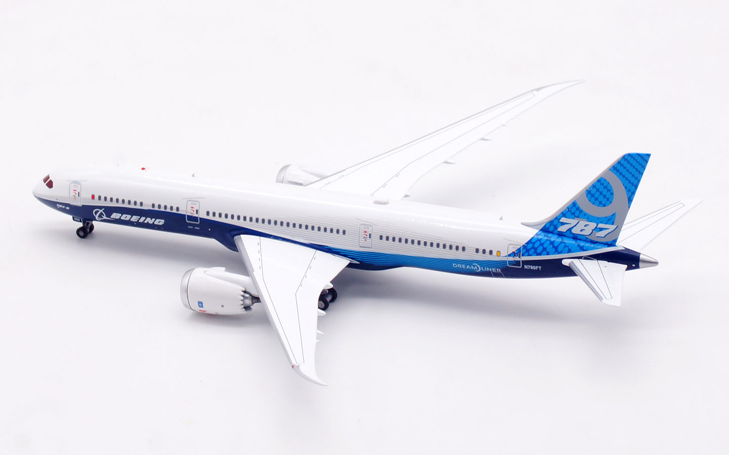 Aviation 400 1:400 Boeing Aircraft Company N789FT Boeing 787-9 - Image 2