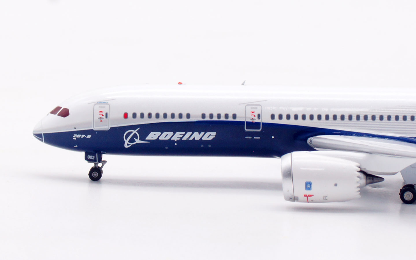 Aviation 400 1:400 Boeing Aircraft Company N789FT Boeing 787-9 - Image 10