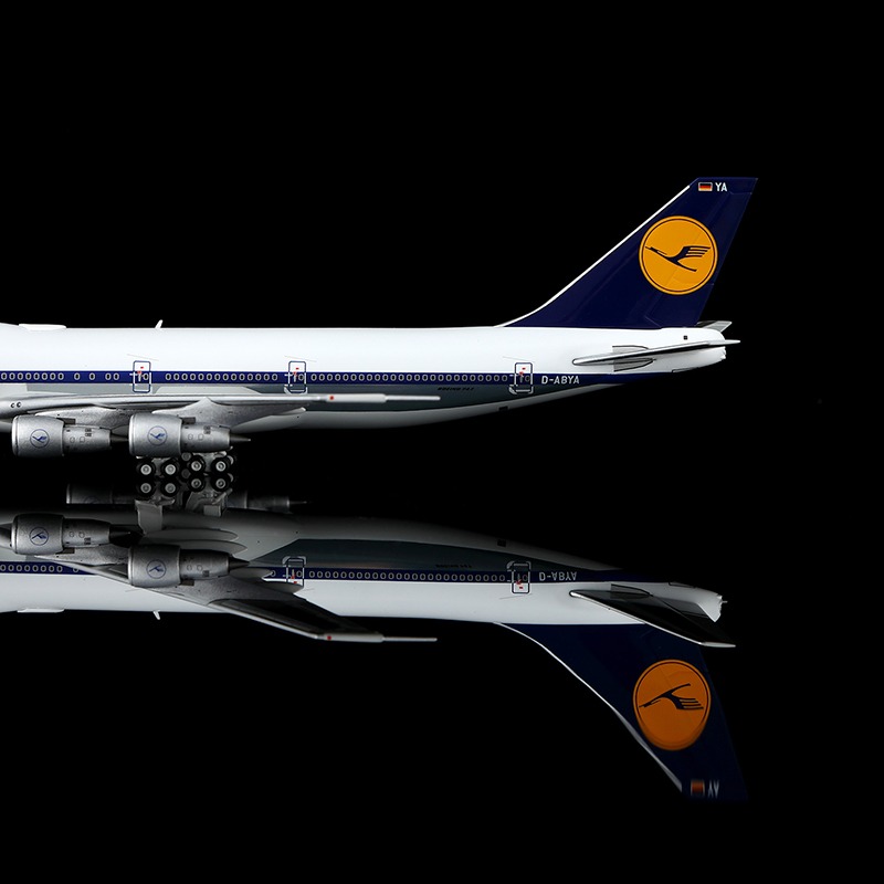 YY Wings 1:400 Lufthansa D-ABYA Boeing 747-100 *** PRE-ORDER DUE OCTOBER/NOVEMBER 2026 *** - Image 5